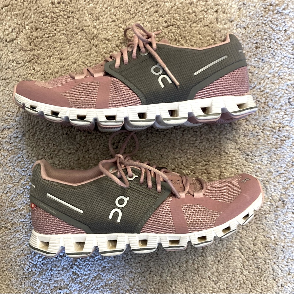 On cloud Running Shoes